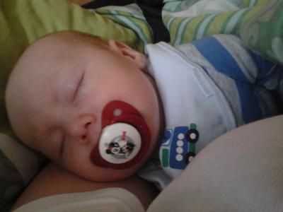 Bild zu Ich habe eine Schnullerbacke!!! < 3 - Forum für Oktober - Mamis