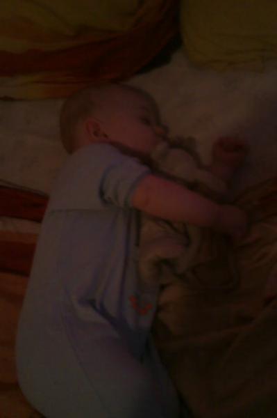 Bild zu Ohne Probleme eingeschlafen... - Forum für Oktober - Mamis