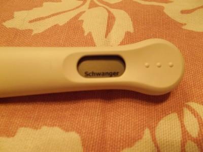 Bild zu Setze mich jetzt auch mit der 2. Pobacke hin :-) - Forum für Oktober - Mamis