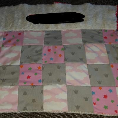 Bild zu Babydecke ist auch fertig, jetzt werd ich schühchen stricken - Forum für Oktober - Mamis