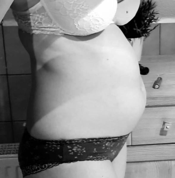 Bild zu Mein Bauch hĂ€ngt fest đ€ - Forum fĂŒr Oktober - Mamis