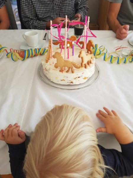 Bild zu Happy Birthday - Forum für Oktober - Mamis