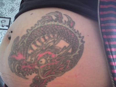 Bild zu Cinnamon, hier ist mein Bauchtattoo... - Forum für November - Mamis