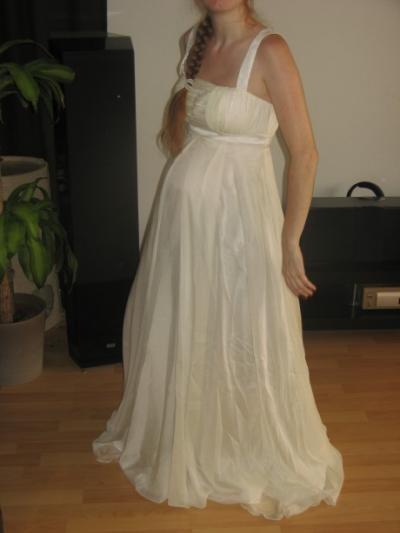 Bild zu Sucht jemand ein Brautkleid in Gr. S (mit oder ohne Bauch?!)... - Forum für November - Mamis