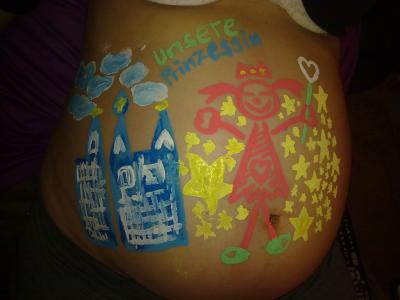 Bild zu mein mann hat mir den bauch gemalt-guckt mal  :-))) - Forum für November - Mamis