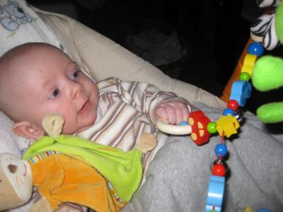 Bild zu Greifen mit links... - Forum für November - Mamis