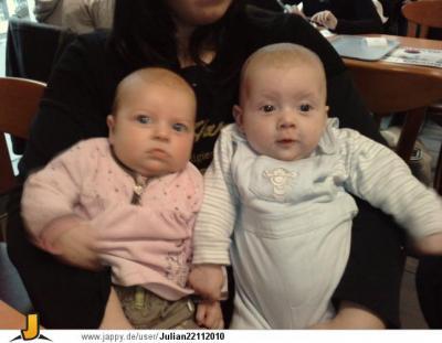 Bild zu julian mit seiner freundin lia - Forum für November - Mamis