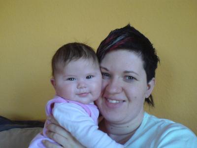 Bild zu nach langem mal wieder ein foto von uns - Forum für November - Mamis