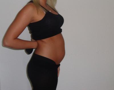 Bild zu Bauchfoto 6. Monat - Forum für November - Mamis