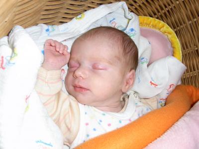 Bild zu Hilfe Kleine hat Schnupfen!! - Forum für November - Mamis