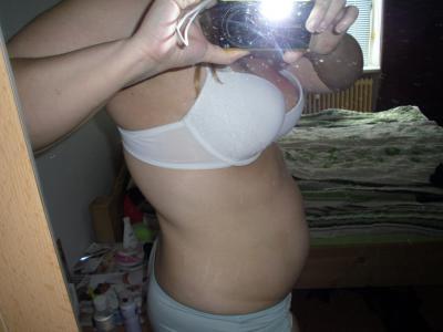 Bild zu heute 18 ssw + bauchi bild nakidaj ;-) - Forum für November - Mamis