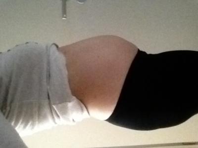 Bild zu Mein baaaauuuchh :) - Forum für November - Mamis