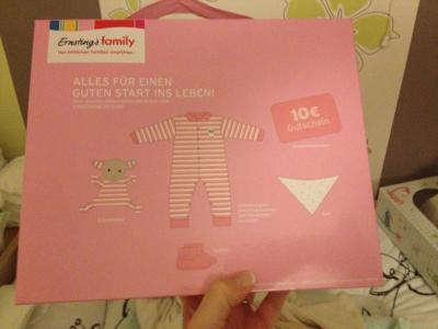 Bild zu Geschenkbox mit Gutschein - Forum für November - Mamis