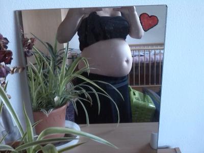 Bild zu mädels auf gehts, bauchbilder :)) - Forum für November - Mamis