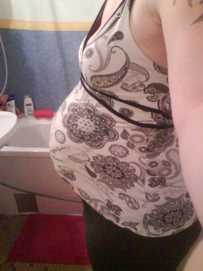 Bild zu mein bauchi bei 17+6 - Forum für Dezember - Mamis