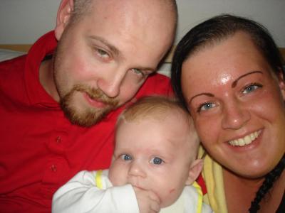 Bild zu Wem sieht der Kleine ähnlich? Könnt ihr mal bitte schauen? - Forum für Dezember - Mamis