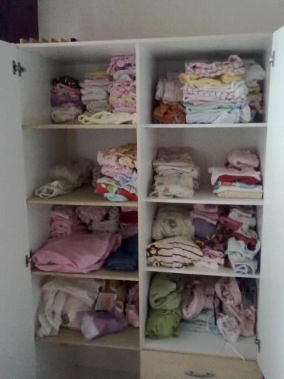 Bild zu Der Schrank platzt (Bilder) - Forum für Dezember - Mamis