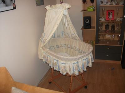 Bild zu Babywiege abzugeben *top zustand* - Forum für Dezember - Mamis