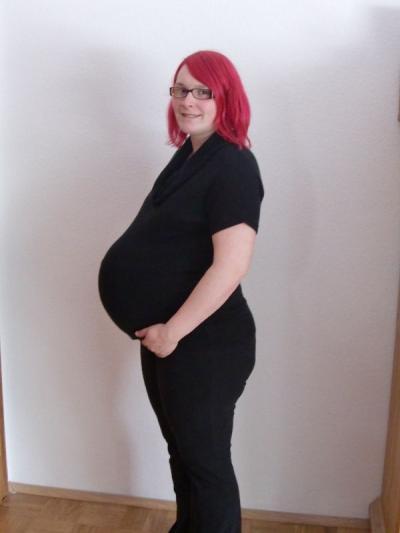 Bild zu wer weiß? vielleicht das letzte bauchbild! - Forum für Dezember - Mamis
