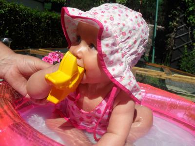 Bild zu sommer, sonne, soonnenschein...schwimmen, butteln und so weiter! - Forum für Dezember - Mamis
