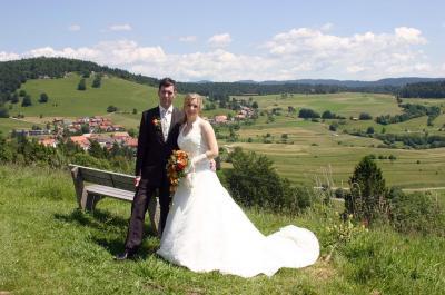Bild zu Wie wäre eine Schwelg/FOTOrunde? Hochzeitsbilder und Taufe!?!? - Forum für Dezember - Mamis