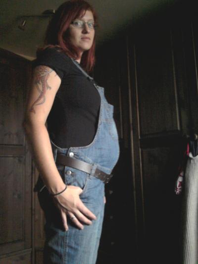 Bild zu Malwieder ein Bild von meinem Bauch :) - Forum für Dezember - Mamis