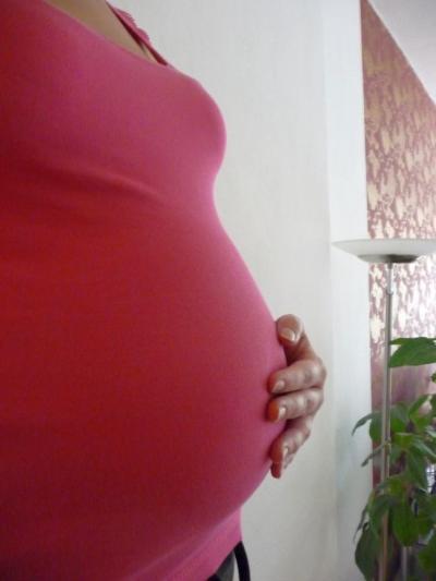 Bild zu Los Mädels, zeigt her eure Bäuche! - Forum für Dezember - Mamis