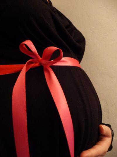 Bild zu Los Mädels, zeigt her eure Bäuche! - Forum für Dezember - Mamis