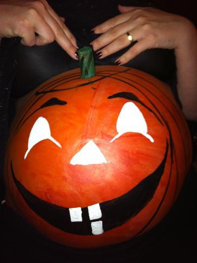 Bild zu Halloween 2011;) - Forum für Dezember - Mamis