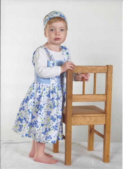 Bild zu wie alt schätzt ihr dieses Kind auf dem Foto??? - Forum für Dezember - Mamis