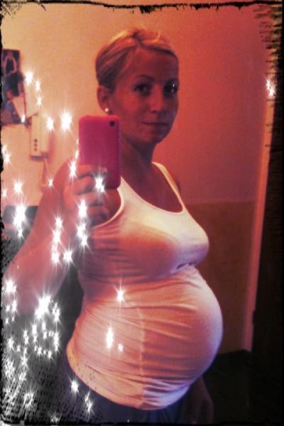 Bild zu Bauchbild... - Forum für Dezember - Mamis