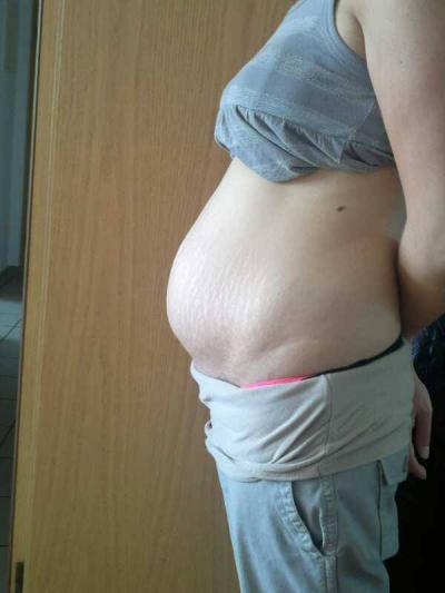 Bild zu Mal meine Kugel zeig :D - Forum für Dezember - Mamis