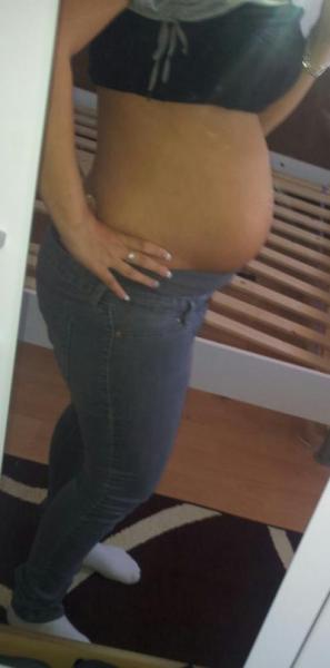 Bild zu Mal wieder Freitag :) Bauchbilder - Forum für Dezember - Mamis