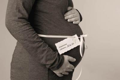 Bild zu Die Babybauchfotos sind endlich fertig :-) - Forum für Dezember - Mamis