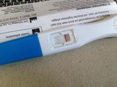 Bild zu Soooo auch hier... Positiv getestet grade, aber ich glaube ich bin im novemberbu - Forum für Dezember - Mamis