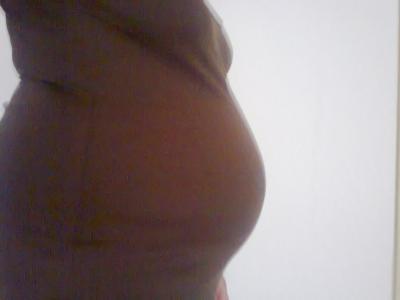 Bild zu 17 Woche und mal ein Bauchbild von mir - Forum für Dezember - Mamis