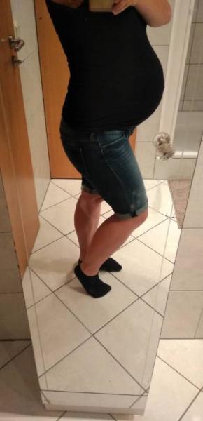 Bild zu Dickbauchdienstag und hallo 8. Monat - Forum für Dezember - Mamis