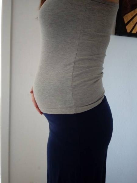 Bild zu Freitag :) . Zeigt her eure Bäuche - Forum für Dezember - Mamis