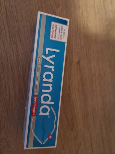 Bild zu Hilfe... Herpes :( - Forum für Dezember - Mamis