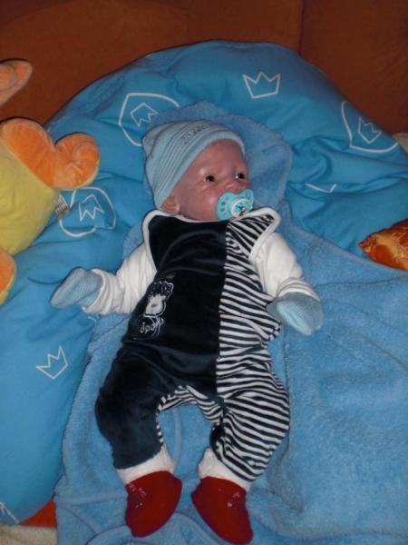 Bild zu Oli hat neue socken - Baby Forum - Allgemeine Themen