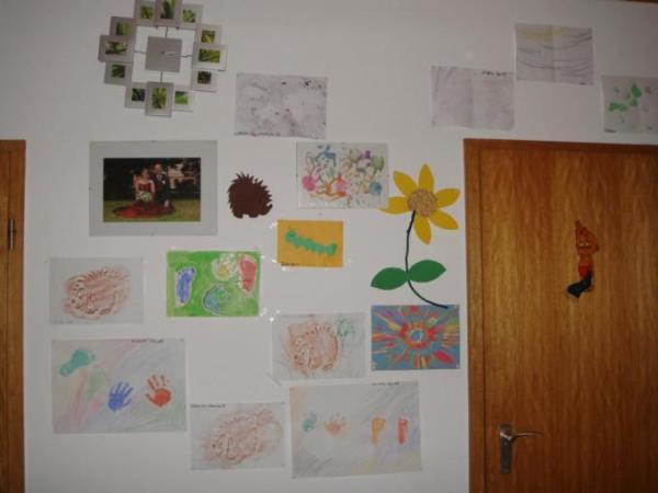 Bild zu Schaut euch mal bitte die Wand an - Baby Forum - Allgemeine Themen