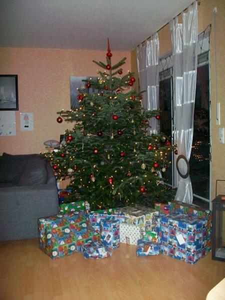 Bild zu Unser Baum gestern Abend - Baby Forum - Allgemeine Themen