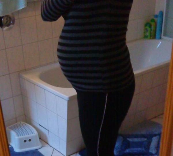 Bild zu so und nochmal die wanne zeige - Baby Forum - Allgemeine Themen