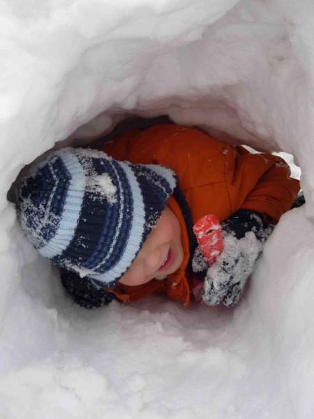 Bild zu Die Hauptbeschäftigung meines Sohnes heute! - Baby Forum - Allgemeine Themen