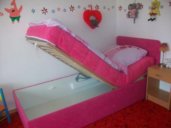 Bild zu
