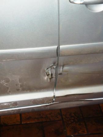 Bild zu schaut mal mein armes Auto, an die die sich noch an mein Posting von gestern abe - Baby Forum - Allgemeine Themen
