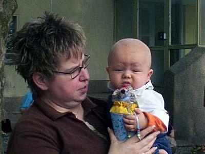 Bild zu Man nannte ihn Shaolin :-))) Mein Sohn damals mit 6 Mon. - Baby Forum - Allgemeine Themen