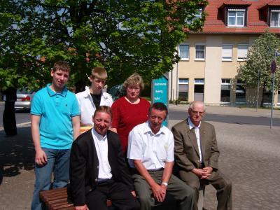 Bild zu so ich hab ein familienfoto .. - Baby Forum - Allgemeine Themen