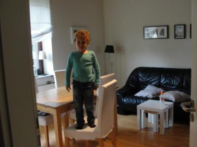 Bild zu Jerome hat den Selbstauslöser entdeckt LOL - Baby Forum - Allgemeine Themen