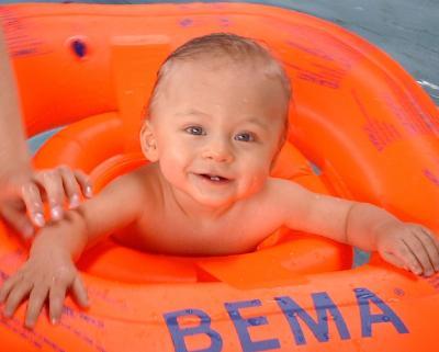 Bild zu Babyschwimmen?! - Baby Forum - Allgemeine Themen